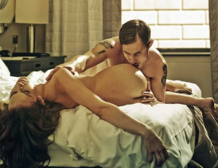 სანატრელი სასტუმრო  erotikuli filmebi